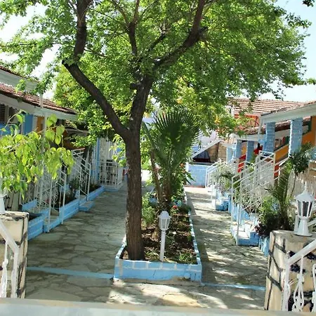 فندق Temple